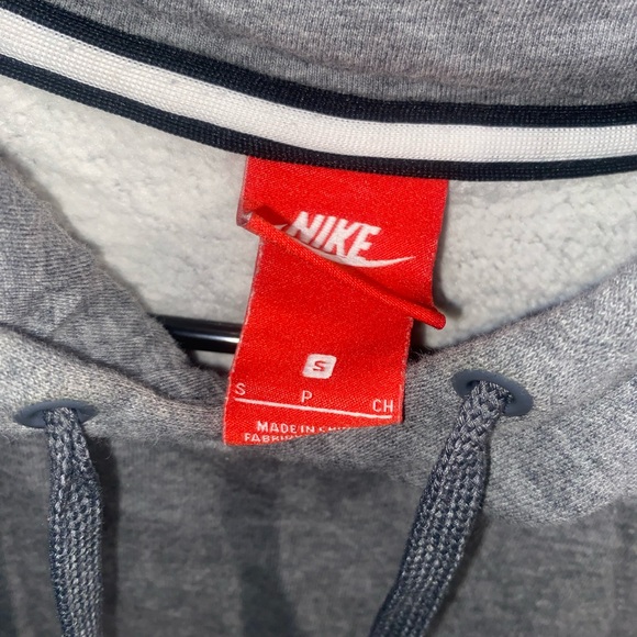 NIKE HOODIE - Picture 2 of 3